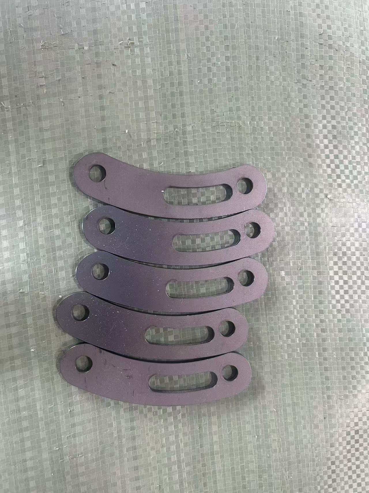 碳钢弧形三孔调节垫片 激光切割非标五金件